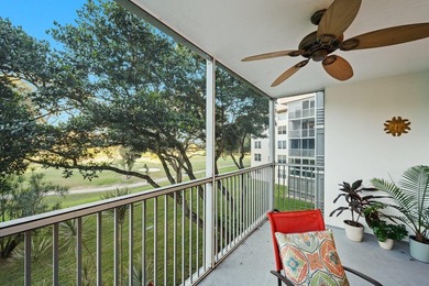 OAKS CLUBHOUSE B-76 AMAZING OPPORTUNITY! Located in the center on Palm-Aire Country Club and Resort - The Oaks in Florida - for sale on GolfHomes.com, golf home, golf lot