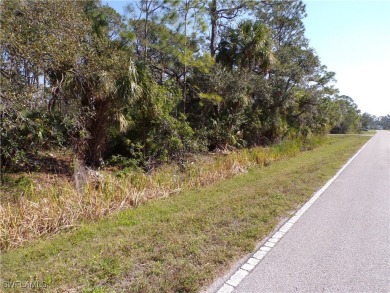 This lot is on a quiet street that would be a great place to on Sabal Trace Golf and Country Club in Florida - for sale on GolfHomes.com, golf home, golf lot