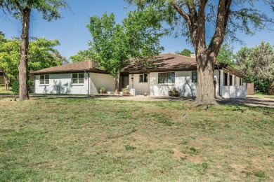 Discover your perfect retreat in this stunning home, ideally on Amarillo Country Club in Texas - for sale on GolfHomes.com, golf home, golf lot