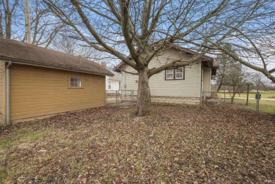 Take a look at this cozy bungalow-style home that is in a great on Frankfort Golf and Community Club in Indiana - for sale on GolfHomes.com, golf home, golf lot