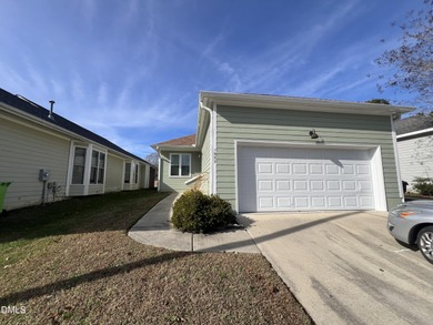 ***CASH OR INVESTOR BUYERS ONLY. SOLD AS IS. *** Enjoy peaceful on Hedingham Golf and Athletic Club in North Carolina - for sale on GolfHomes.com, golf home, golf lot