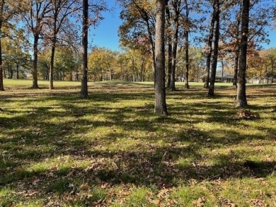 This build-to-suit lot in a gated community is situated with on Pinnacle Golf and Boat Club in Texas - for sale on GolfHomes.com, golf home, golf lot