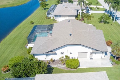 This charming, well-maintained, 3 bedroom/2 bath home, checks on Royal Tee Country Club in Florida - for sale on GolfHomes.com, golf home, golf lot
