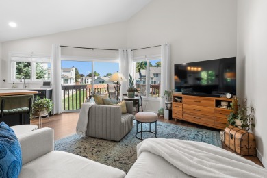 This is the place!!  Delightful 2 bedroom 2 bath Condo in the on The Moors Golf Club in Michigan - for sale on GolfHomes.com, golf home, golf lot
