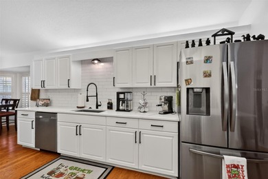 Well-maintained and updated Extended Palm II model in Del Webb on Eagle Ridge At Spruce Creek Country Club in Florida - for sale on GolfHomes.com, golf home, golf lot