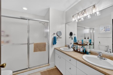 Well-maintained and updated Extended Palm II model in Del Webb on Eagle Ridge At Spruce Creek Country Club in Florida - for sale on GolfHomes.com, golf home, golf lot