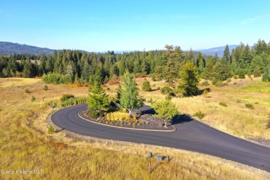 BEAUTIFUL BUILDING SITE AT PRESTIGIOUS BLACK ROCK WITH CUSTOM on The Golf Club at Black Rock in Idaho - for sale on GolfHomes.com, golf home, golf lot