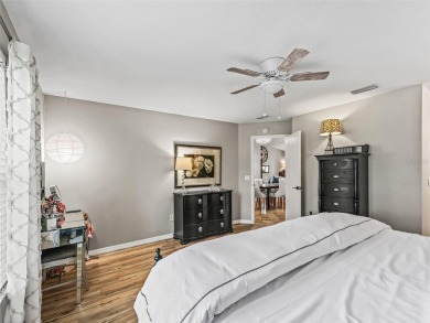 Welcome to this charming 2-bedroom, 2-bathroom ranch-style home on Oakleigh Executive Golf Course in Florida - for sale on GolfHomes.com, golf home, golf lot
