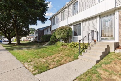 Don't miss out on this updated 3 bed 1 1/2 bath end unit condo on Lake O The Hills Golf Course in Michigan - for sale on GolfHomes.com, golf home, golf lot