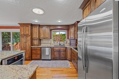 Located in an established South Kennewick neighborhood where on Canyon Lakes Golf Course in Washington - for sale on GolfHomes.com, golf home, golf lot