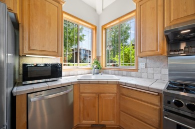 Light-filled Broken Top townhome with golf course views on  in Oregon - for sale on GolfHomes.com, golf home, golf lot