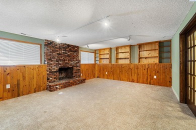 Located in an established South Kennewick neighborhood where on Canyon Lakes Golf Course in Washington - for sale on GolfHomes.com, golf home, golf lot