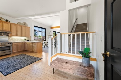 Light-filled Broken Top townhome with golf course views on  in Oregon - for sale on GolfHomes.com, golf home, golf lot