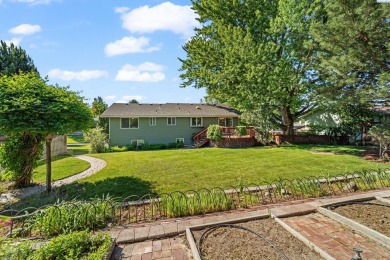 Located in an established South Kennewick neighborhood where on Canyon Lakes Golf Course in Washington - for sale on GolfHomes.com, golf home, golf lot