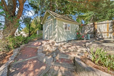 Located in an established South Kennewick neighborhood where on Canyon Lakes Golf Course in Washington - for sale on GolfHomes.com, golf home, golf lot