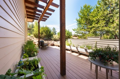 Light-filled Broken Top townhome with golf course views on  in Oregon - for sale on GolfHomes.com, golf home, golf lot