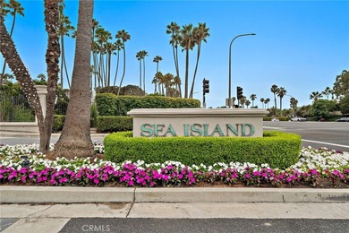 Welcome to 15 Sea Cove #3. This 2 bedroom , 3 bath 2271 square on Hyatt Newport Back Bay Golf Course in California - for sale on GolfHomes.com, golf home, golf lot