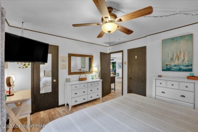 Turnkey Contemporary in the Heart of Lake Harmony - This on Split Rock Resort and Country Club in Pennsylvania - for sale on GolfHomes.com, golf home, golf lot