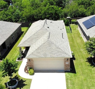 Spacious, updated home in Frisco Lakes. These original owners on Frisco Lakes Golf Course in Texas - for sale on GolfHomes.com, golf home, golf lot