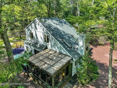 Turnkey Contemporary in the Heart of Lake Harmony - This on Split Rock Resort and Country Club in Pennsylvania - for sale on GolfHomes.com, golf home, golf lot