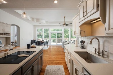 Beautifully maintained and move-in ready, this spacious on Lakewood Oaks Golf Club, Ltd. in Missouri - for sale on GolfHomes.com, golf home, golf lot