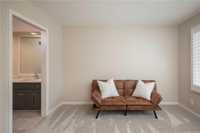 Beautifully maintained and move-in ready, this spacious on Lakewood Oaks Golf Club, Ltd. in Missouri - for sale on GolfHomes.com, golf home, golf lot