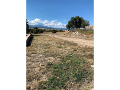 This affordable 1.07 acre lot, located in Colorado City, is on Hollydot Golf Course in Colorado - for sale on GolfHomes.com, golf home, golf lot