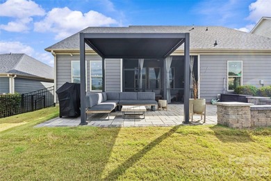 This stunning 4BR/3BA home in The Meridians offers an open floor on The Palisades Country Club in North Carolina - for sale on GolfHomes.com, golf home, golf lot