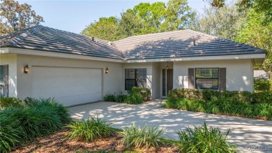 Black Diamond Ranch, located on the central ridge in the heart on Black Diamond Ranch Golf Course in Florida - for sale on GolfHomes.com, golf home, golf lot