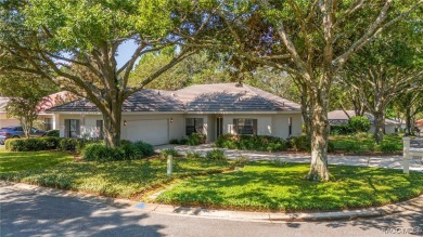 Black Diamond Ranch, located on the central ridge in the heart on Black Diamond Ranch Golf Course in Florida - for sale on GolfHomes.com, golf home, golf lot