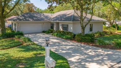 Black Diamond Ranch, located on the central ridge in the heart on Black Diamond Ranch Golf Course in Florida - for sale on GolfHomes.com, golf home, golf lot