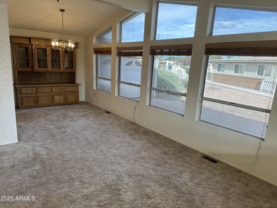 Don't miss this Sun Lakes charmer! This 2 bedroom/2 bathroom on Sun Lakes Country Club in Arizona - for sale on GolfHomes.com, golf home, golf lot