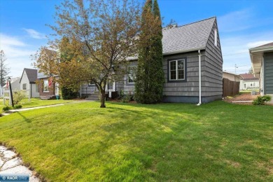 This beautifully maintained 4-bedroom, 3-bathroom home is on Virginia Golf Course in Minnesota - for sale on GolfHomes.com, golf home, golf lot