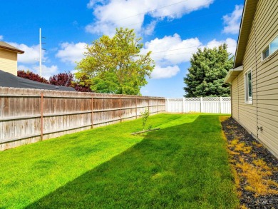 Great 4 Bedroom, 2 Bath home with split floor plan and nice size on Lakeview Golf Club in Idaho - for sale on GolfHomes.com, golf home, golf lot
