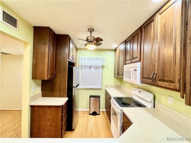 New on the Market - 3 Bed, 2.5 Bath Townhome in Sugarmill Woods on Sugarmill Woods Golf and Country Club in Florida - for sale on GolfHomes.com, golf home, golf lot