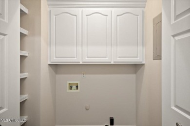 Welcome to your newly renovated 3-bedroom, 2-bath split-plan on Castlewoods Golf Club in Mississippi - for sale on GolfHomes.com, golf home, golf lot