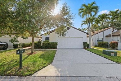 Discover the perfect blend of comfort and convenience within the on PGA National Golf Club in Florida - for sale on GolfHomes.com, golf home, golf lot