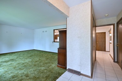 SOLID BUILT BRICK AND SIDING 3 STEP RANCH WITH OVER 2000 SF  OF on Village Links of Glen Ellyn in Illinois - for sale on GolfHomes.com, golf home, golf lot