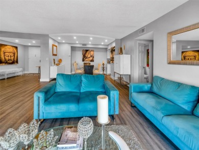 THE GOLD STANDARD OF LIVING IN THIS 3 BEDROOMS AND 2.5 BATHS on Hillcrest Golf and Country Club in Florida - for sale on GolfHomes.com, golf home, golf lot