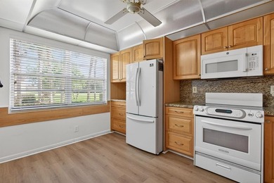 ASSOC REQUIRES 20% DOWN & 1 OCCUP on Wynmoor Golf Course in Florida - for sale on GolfHomes.com, golf home, golf lot