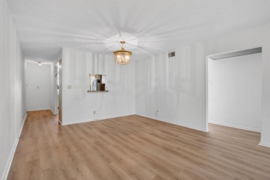 ASSOC REQUIRES 20% DOWN & 1 OCCUP on Wynmoor Golf Course in Florida - for sale on GolfHomes.com, golf home, golf lot