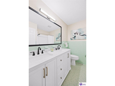 First time on the market in 40 years! This pristine, all-brick on Elizabethtown Municipal Par-3 in Kentucky - for sale on GolfHomes.com, golf home, golf lot