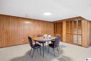 First time on the market in 40 years! This pristine, all-brick on Elizabethtown Municipal Par-3 in Kentucky - for sale on GolfHomes.com, golf home, golf lot