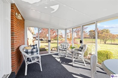 First time on the market in 40 years! This pristine, all-brick on Elizabethtown Municipal Par-3 in Kentucky - for sale on GolfHomes.com, golf home, golf lot