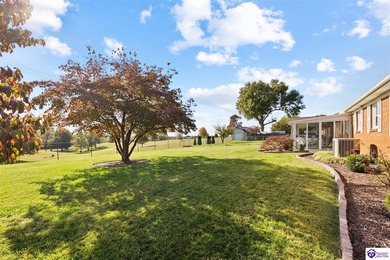 First time on the market in 40 years! This pristine, all-brick on Elizabethtown Municipal Par-3 in Kentucky - for sale on GolfHomes.com, golf home, golf lot