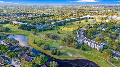 Move right away into this spacious, bright, beautifully on Palm-Aire Country Club and Resort - Palms in Florida - for sale on GolfHomes.com, golf home, golf lot