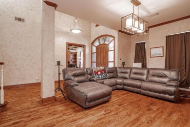 KING'S CREEK GOLF CLUBY NEAR CEDAR CREEK LAKE.  Your own on Kings Creek Golf Club in Texas - for sale on GolfHomes.com, golf home, golf lot
