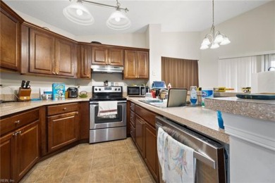 Beautiful 2 bedroom, 2 bath condo just minutes from the on Kempsville Greens Municipal Golf Course in Virginia - for sale on GolfHomes.com, golf home, golf lot