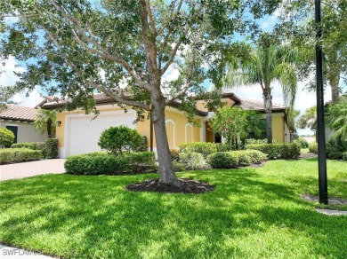 Welcome to this meticulously maintained, ONE OWNER home in on Gateway Golf and Country Club in Florida - for sale on GolfHomes.com, golf home, golf lot
