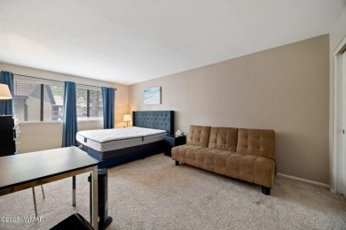 TURN-KEY 3-BEDROOM CONDO IN PINETOP SPORTS VILLAGE! Priced to on Pinetop Lakes Country Club in Arizona - for sale on GolfHomes.com, golf home, golf lot